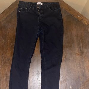 Size: 9 women’s Jeans